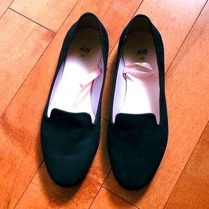 🎉H&M Black Flats
